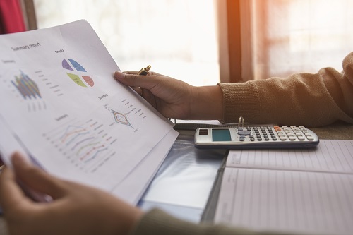 Best Practices in Evaluating a Business Best Practices in Evaluating a Business